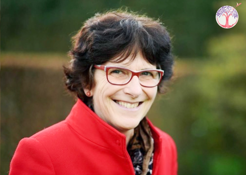 Cécile Aubry - centre Racines du Ciel - Généalogie, récit de vie - PR